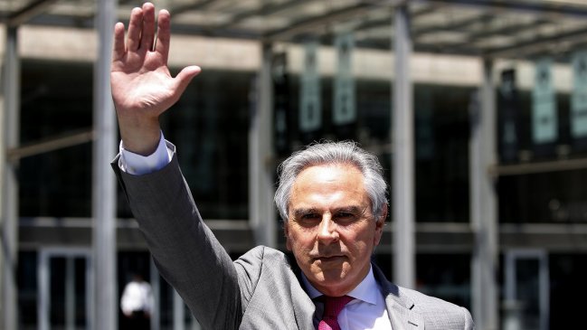 Moreira actualiza su lealtad a Pinochet: Quien debería renunciar es la ministra de Cultura