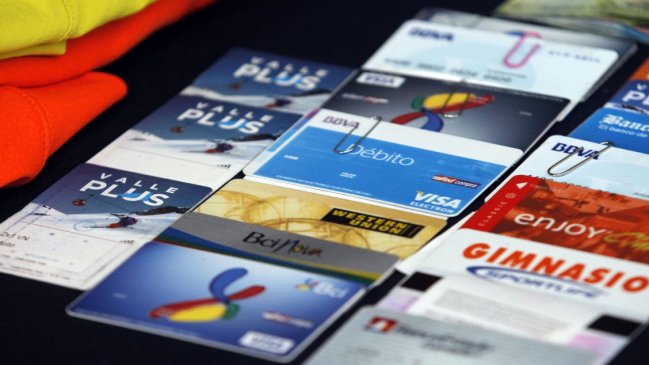 Carabineros detuvo a trabajador de empresa ligada a Transbank por clonación de tarjetas