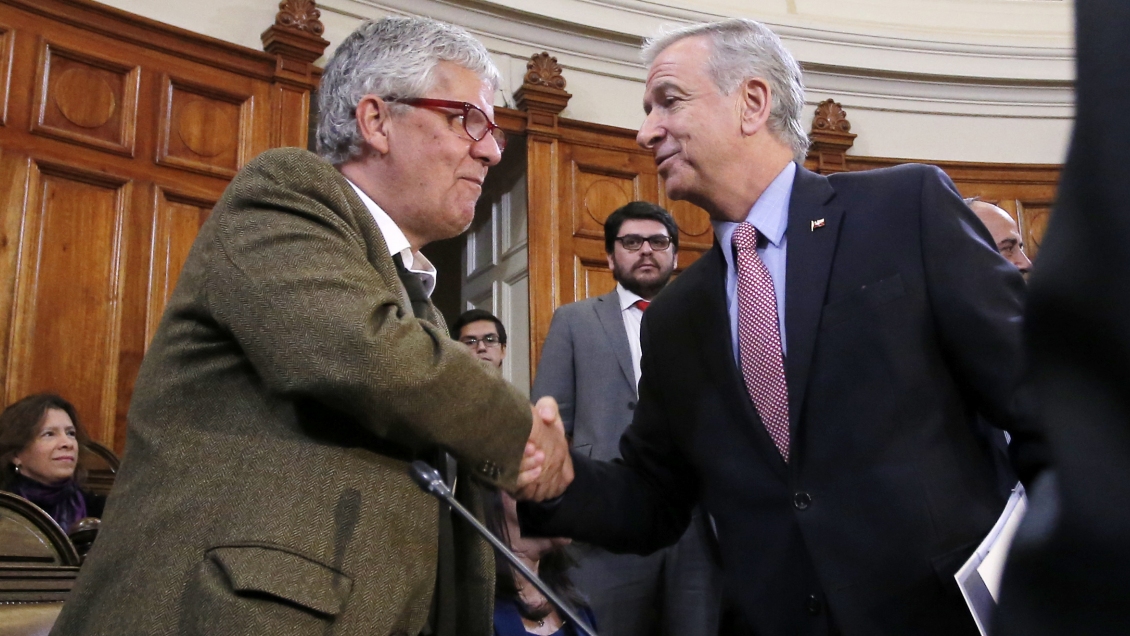 Eyzaguirre: Viaje de Larraín a Harvard fue personal y no una tarea de Estado