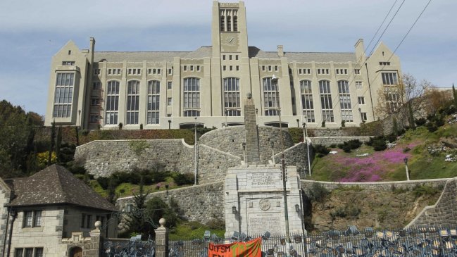 Valparaíso: Inician toma feminista en Casa Central de Universidad Técnica Federico Santa María