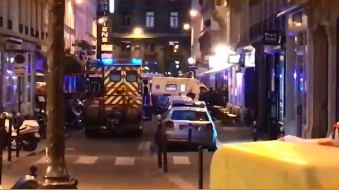 Al menos un muerto y cuatro heridos dejó un ataque con cuchillo en el centro de París
