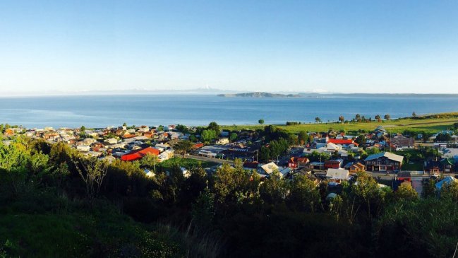 MOP anunció proyecto para retomar suministro de agua potable en Queilen