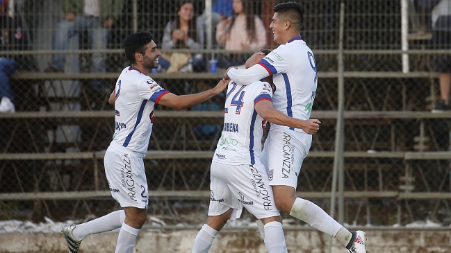 Deportes Melipilla derrotó a Copiapó y dejó a S. Wanderers colista de la Primera B