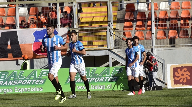 Hugo Balladares dejó de ser el técnico de Magallanes