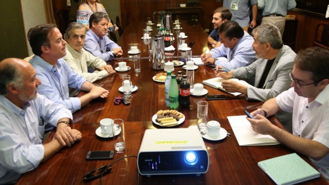 Bancada DC se restó de la acusación constitucional contra el ministro de Salud