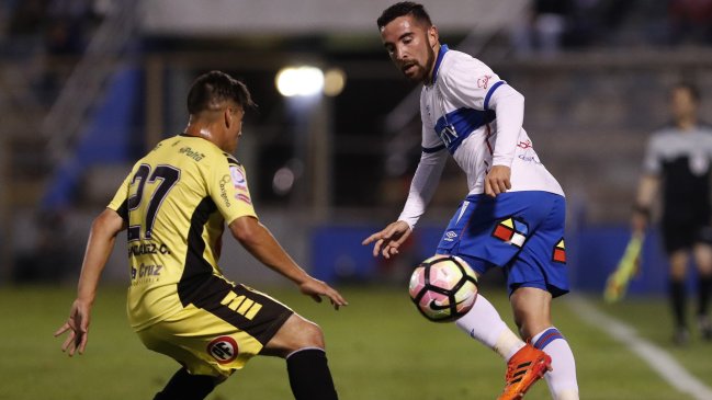 Universidad Católica perderá durante un mes a Fernando Cordero por un esguince