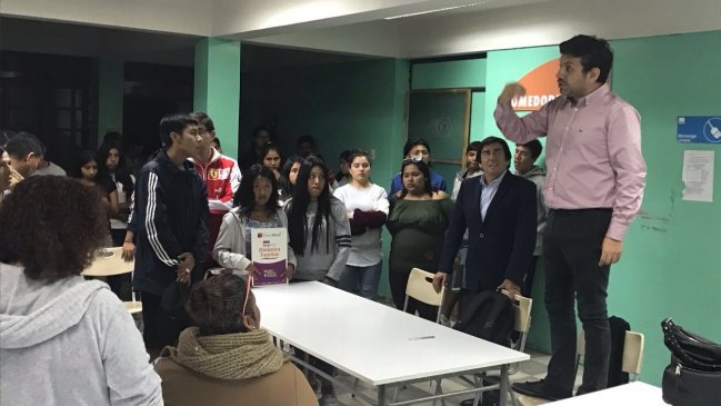 Arica: Estudiantes del Liceo Agrícola depusieron toma tras diez días de movilización