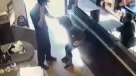 Clienta enojada defecó en un restaurante y le arrojó sus heces a un empleado