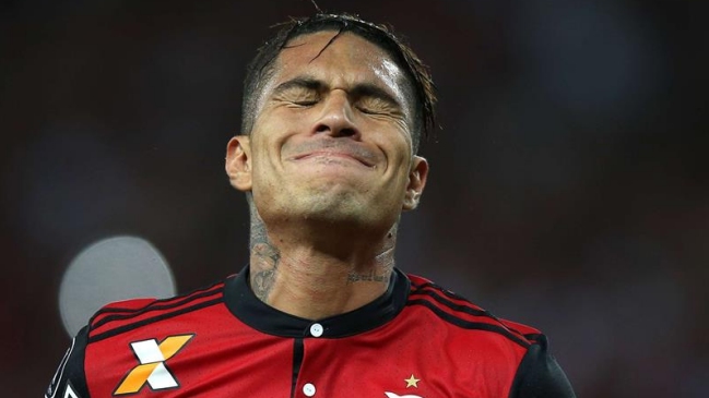  Flamengo suspendió contrato de Paolo Guerrero  