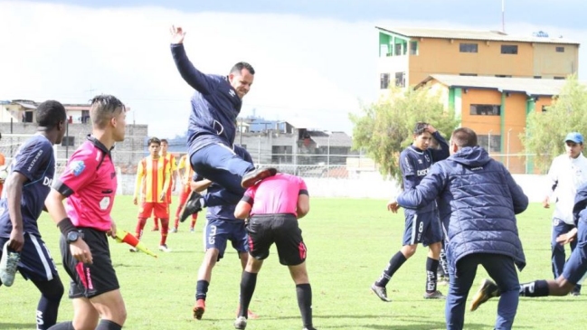 Arbitros se negaron a dirigir en Ecuador en protesta por agresión a un colega