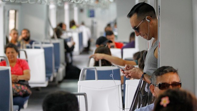 Tren rápido entre Santiago y Valparaíso es 