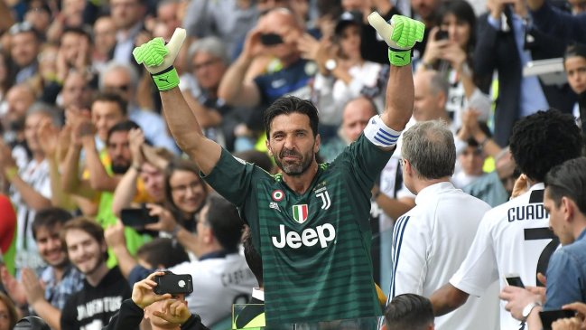  Mancini abrió la posibilidad del regreso de Buffon a la selección  