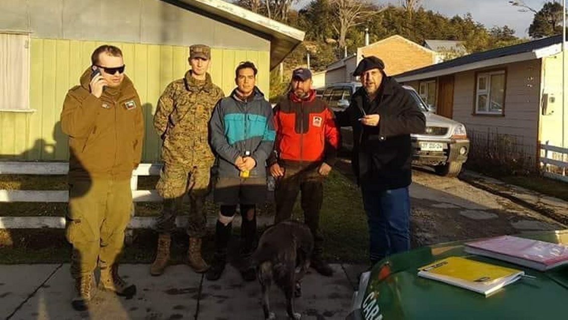 Encuentran con vida a turista que estaba perdido en Puerto Williams