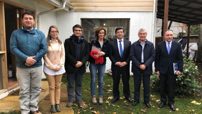 Aysén: Alcaldes oficialistas se reúnen con ministra para plantear reparos a la Red de Parques