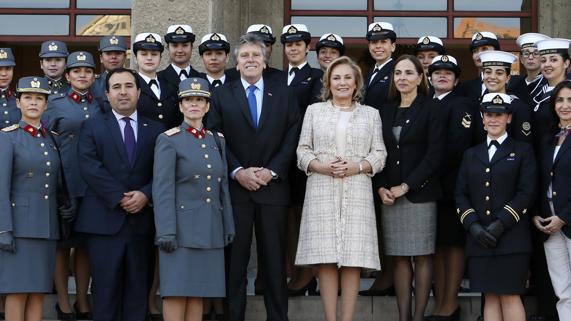 Ministerio de Defensa implementa medidas para combatir acoso a mujeres en FF.AA.