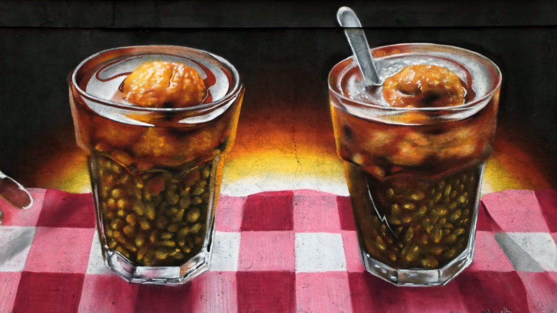 Chillán: Grafiteros pintaron distintos murales en honor a la identidad local de la zona