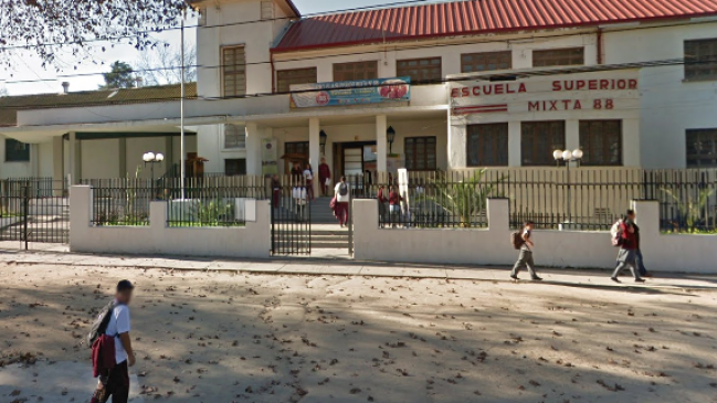 Denuncian a profesor de educación física por abuso sexual en colegio de Limache