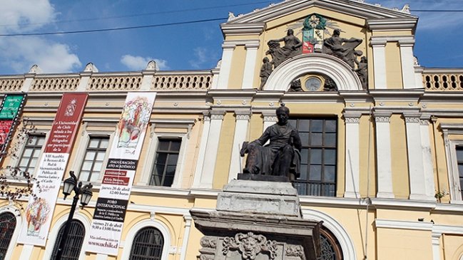 Académicos de la Universidad de Chile destacaron importancia de lenguaje inclusivo de género