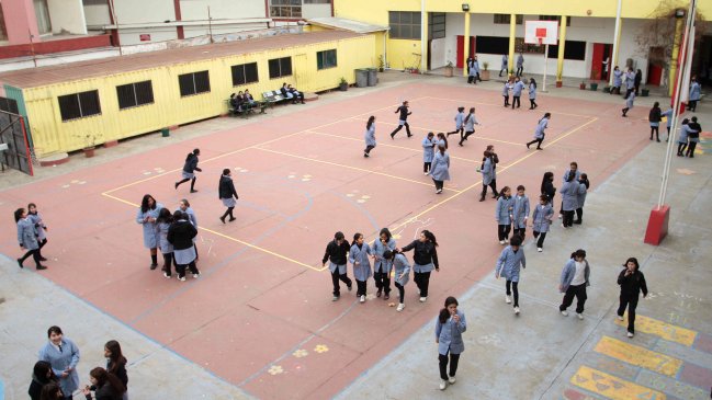 Suspenden clases para escolares municipales este viernes en Valparaíso