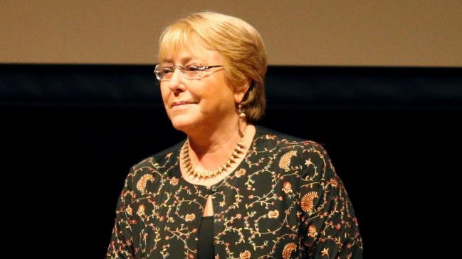 Reunión de Bachelet y ex ministros 