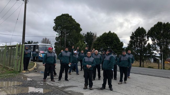 Puerto Montt: Microbuseros paralizaron por rencillas con otra empresa del rubro