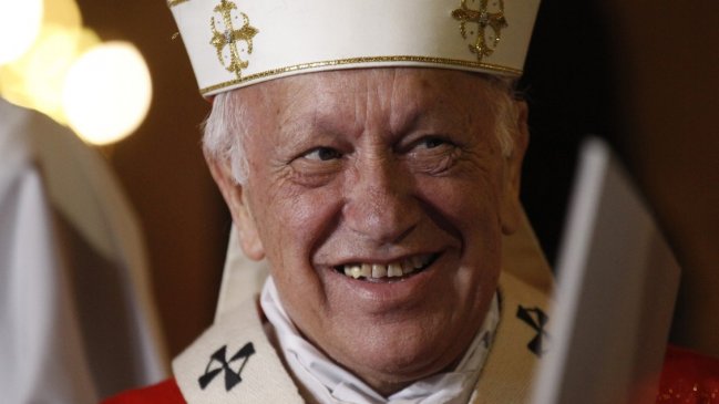 Presentaron proyecto para quitar nacionalidad por gracia de Ricardo Ezzati