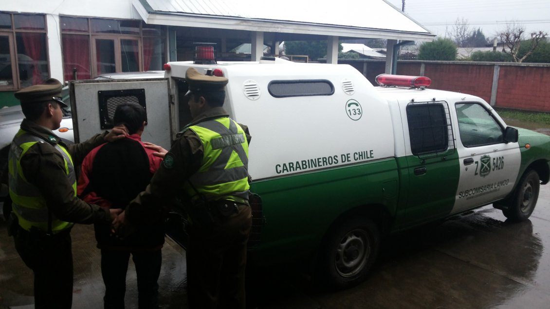 Niño apuñaló a su hermano mayor y lo dejó con riesgo vital