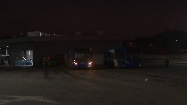 Choferes de Subus protestan por buses con fallas y en malas condiciones