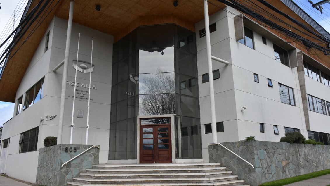 Fiscalía de Coyhaique advierte aumento de estafas telefónicas en la Región de Aysén