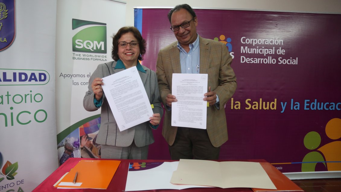 Alumnos de liceo de Antofagasta tendrán oportunidades de trabajo en industria del litio