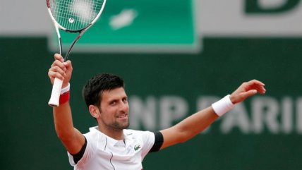   Novak Djokovic celebró bailando al ritmo de Daddy Yankee tras avanzar en Roland Garros 