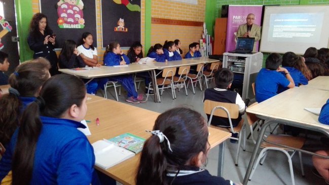 Explora pide agendar charlas a profesores de ciencias