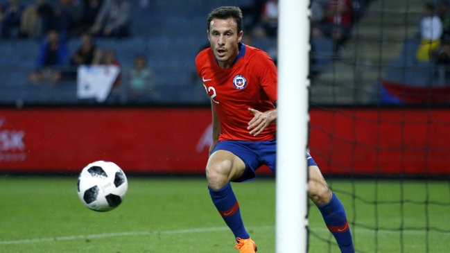 El increíble gol que se perdió Angelo Henríquez en el amistoso ante Serbia