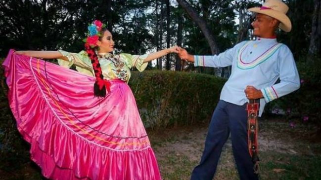 El folclore latinoamericano llega a Paillaco: Se presentarán grupos de Colombia, Honduras y México