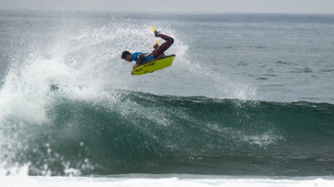 Chileno fue la gran estrella en primera jornada del Arica Cultura Bodyboard 2018
