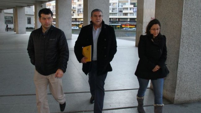 Héctor Arenas se querelló contra ministra Rivas por injurias y calumnias  