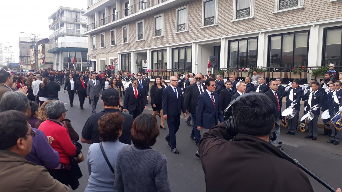 Con desfile celebraron el aniversario 132 del Liceo Bernardo O´Higgins de Iquique