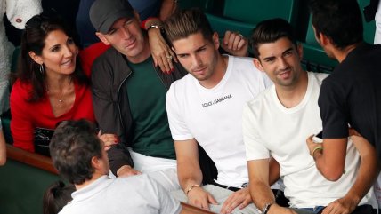   Rafael Nadal y Dominic Thiem recibieron la ilustre visita de un gigante en la final de Roland Garros 