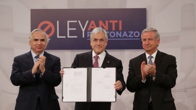 Presidente Piñera presentó Ley Antiportonazos: Comprar un auto robado equivale a robar un auto