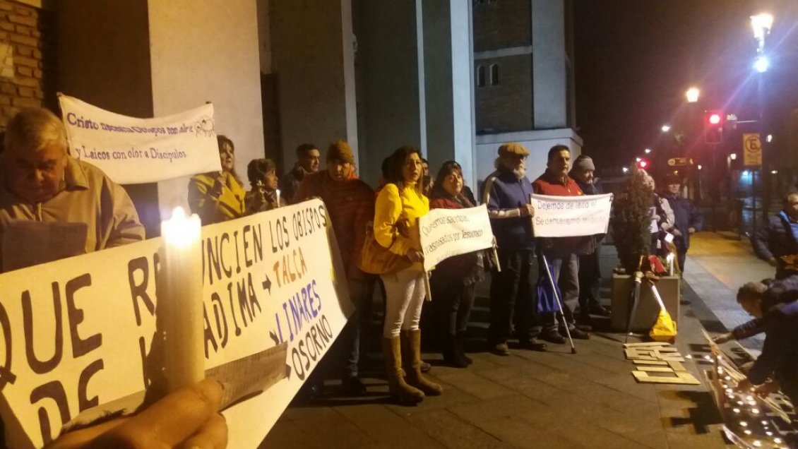 Laicos del Maule en estado de alerta tras salida de obispo Barros