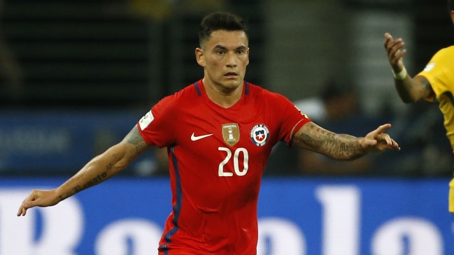 Charles Aránguiz: Nos tocó caer, pero no podemos echar a la basura lo hecho estos 10 años