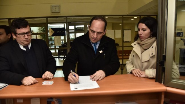 Valdivia: Gobierno se querelló por robo a farmacia que dejó dos carabineros heridos