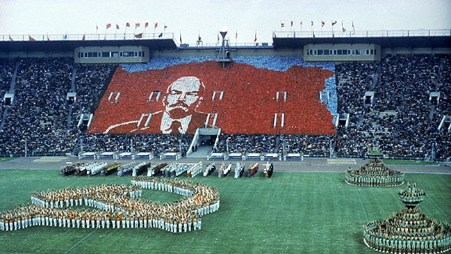 El almanaque mundialero de Aldo: El gol de Putin -y Robbie Williams- a la diplomacia inglesa