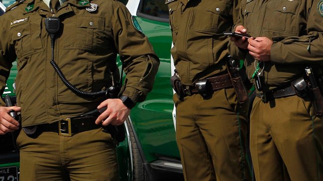 Denuncian que directora de colegio llamó a carabineros porque niño se portó mal