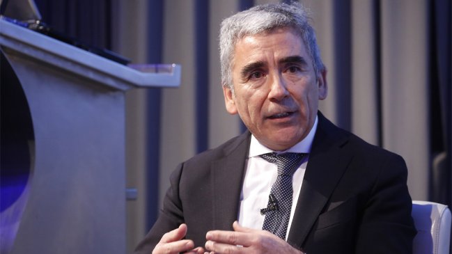 Carlos Peña: Lenguaje inclusivo en la UDP será 