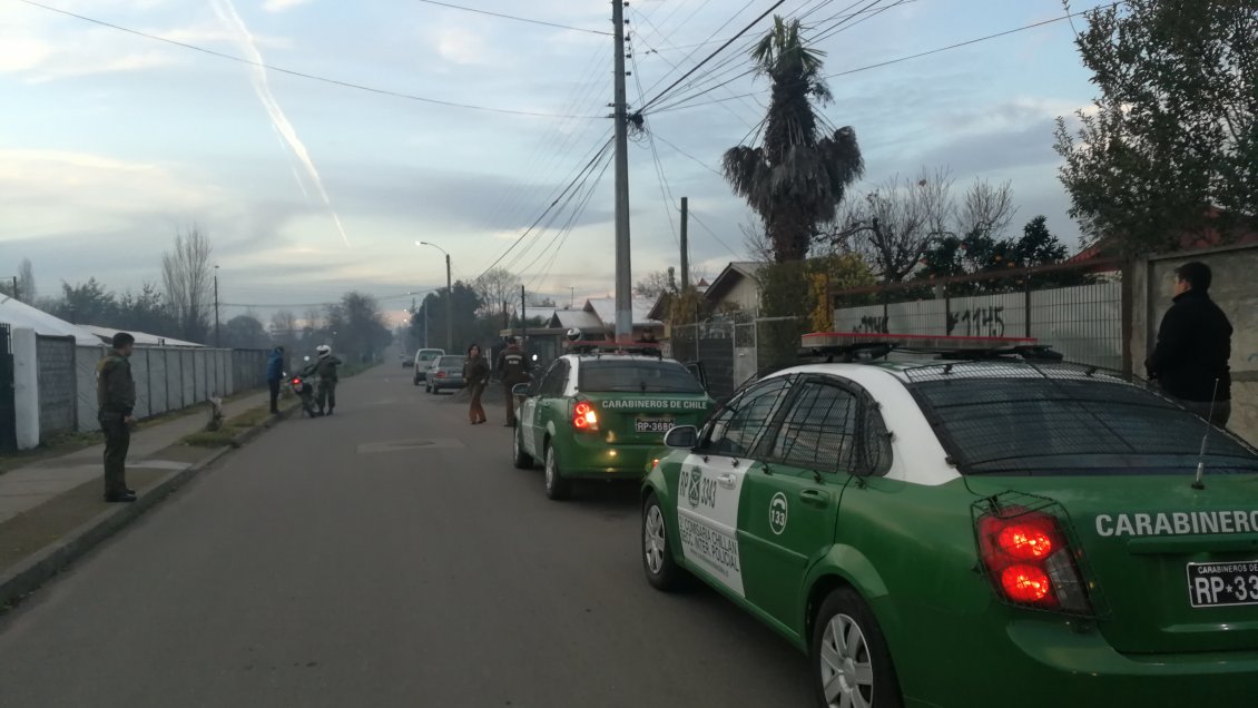 Chillán Viejo: Sujetos evadieron control y luego agredieron a carabinera