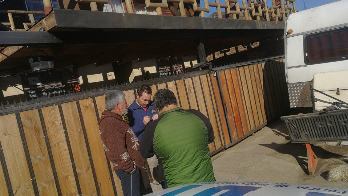 Coelemu: Tres haitianos murieron asfixiados por monóxido de carbono