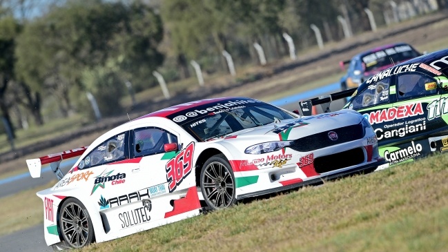 Benjamín Hites debió retirarse de la quinta fecha del Top Race Series por un choque