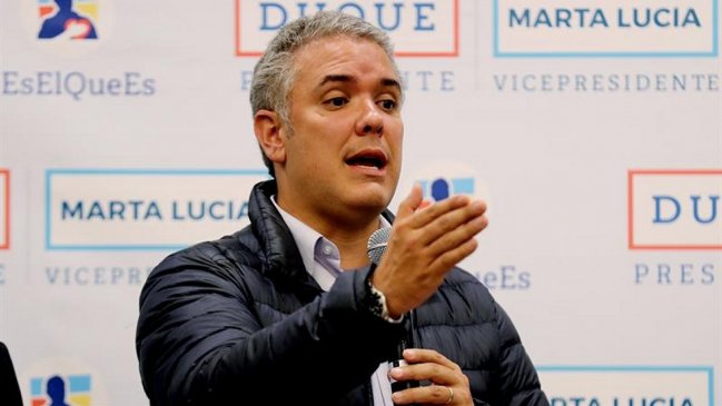 ¿Quién es Iván Duque, el rostro joven que devolvió el 