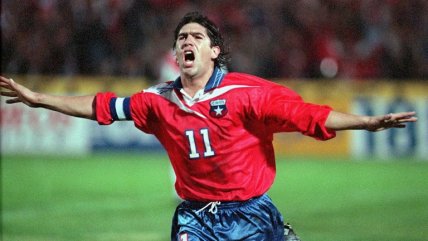   Marcelo Salas aprovechó un rebote y puso a Chile en ventaja sobre Austria en Francia 1998 